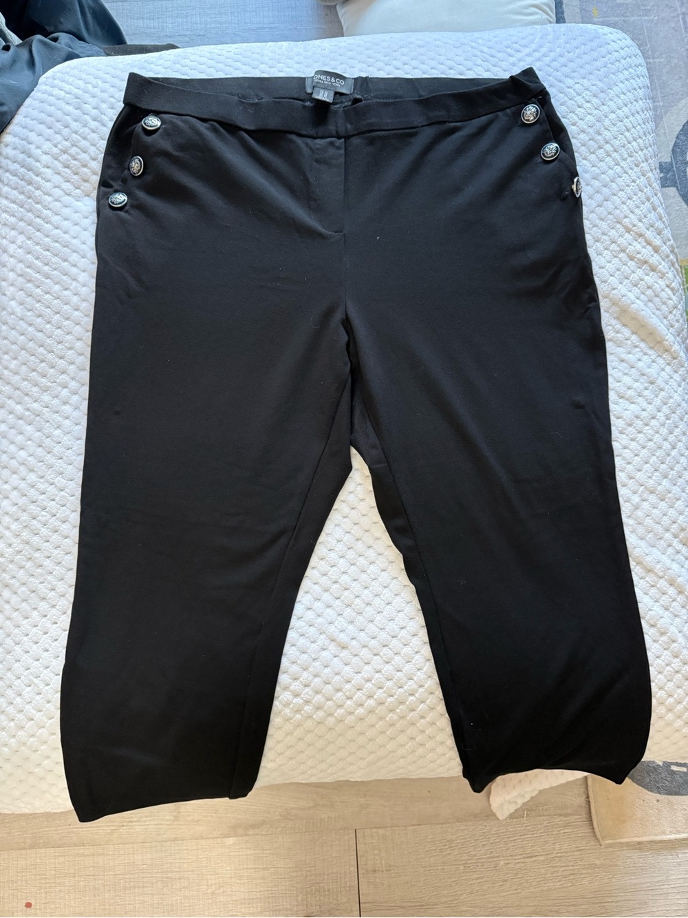 Jones New York Black Ponte Pull-On Pants
